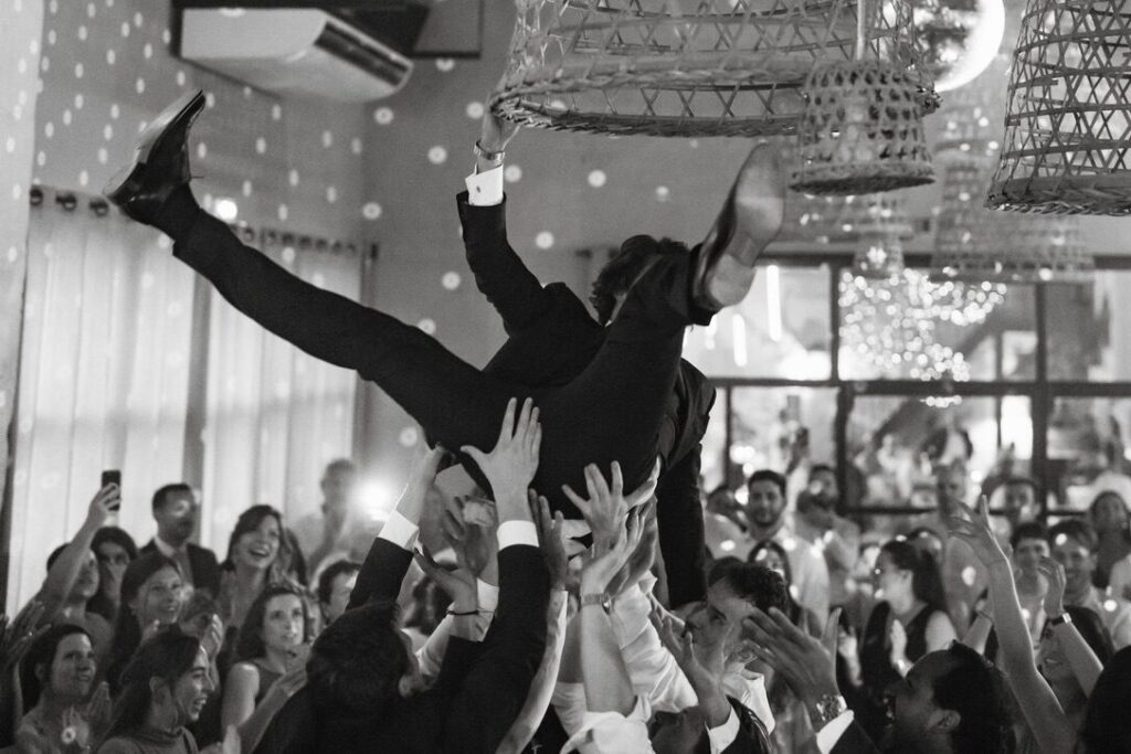 F7377833-4434-4F83-A2ED-2F62CF6E67A9_1_105_c